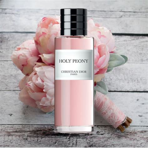 christian dior holy peony sample